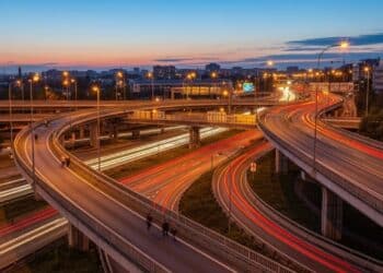 Investimento de R$ 26 milhões transforma a PR-444 com viadutos e trincheira para pedestres