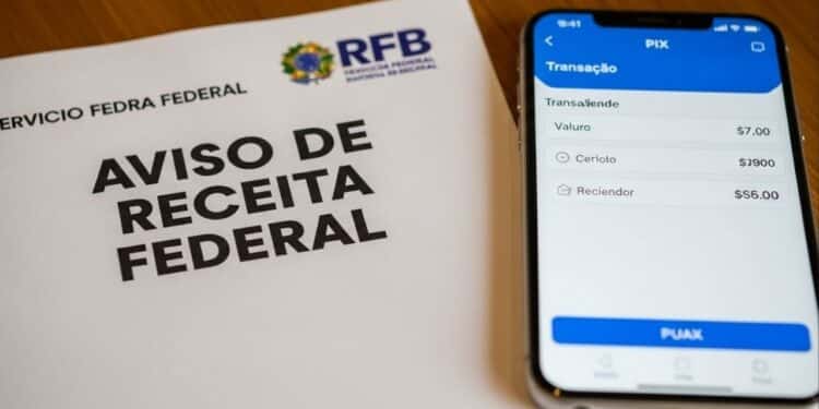 Receita Federal emite comunicado importante para quem faz transferências via PIX com frequência no Brasil