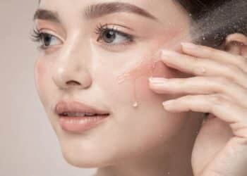 Adeus aparência cansada, top 5 truques simples que rejuvenescem qualquer mulher em poucos minutos