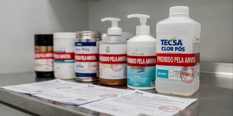 Anvisa determina apreensão e recolhimento de 8 produtos para cabelo sem registro