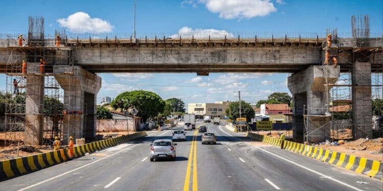 Com R$ 56 milhões em investimentos, a BR-210 ganha pontes de concreto que aumentam a segurança e melhoram o escoamento