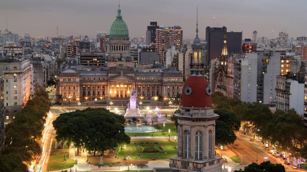 Uma cidade a apenas 3 horas de São Paulo foi eleita a melhor da América Latina para viver e virou desejo de muitos