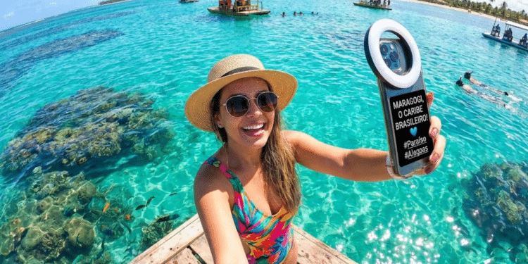 Praia do Nordeste é considerado um Caribe onde o mar brilha em tons de azul turquesa o ano inteiro