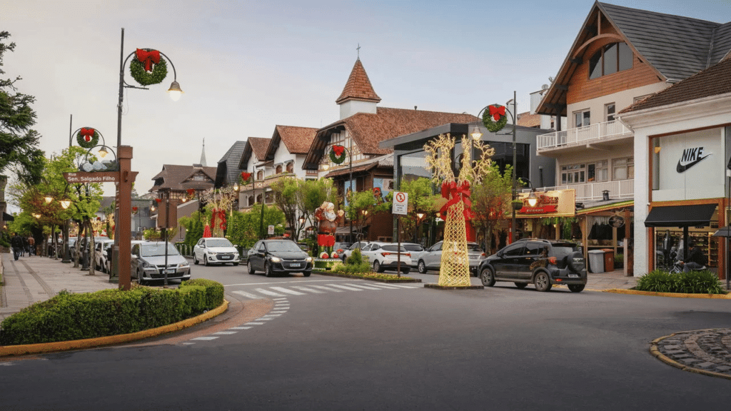 Nem sol, nem suor: os 3 melhores destinos serranos para fugir do calor e visitar em 2026 no Brasil