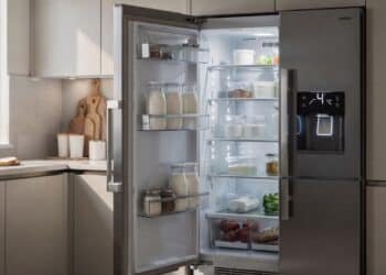 Adeus barulho na cozinha: essa geladeira inverter economiza energia e conserva a comida por muito mais tempo