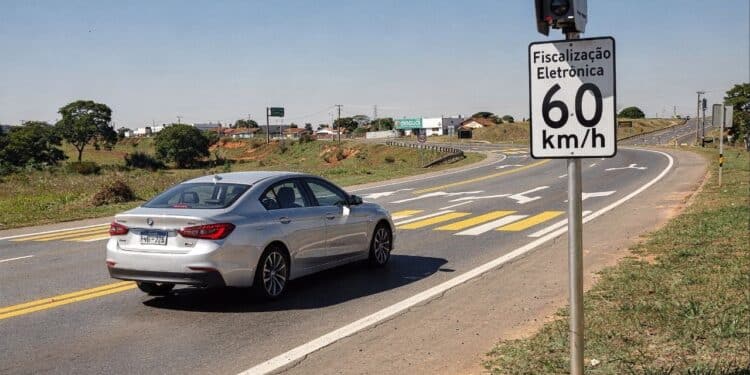 Novos radares instalados em 2026 nas rodovias podem tirar sua CNH e dar multa grave de R$ 880,41
