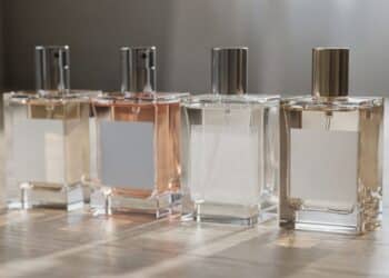 Top 5 perfumes masculinos baratos que impressionam qualquer mulher no primeiro encontro