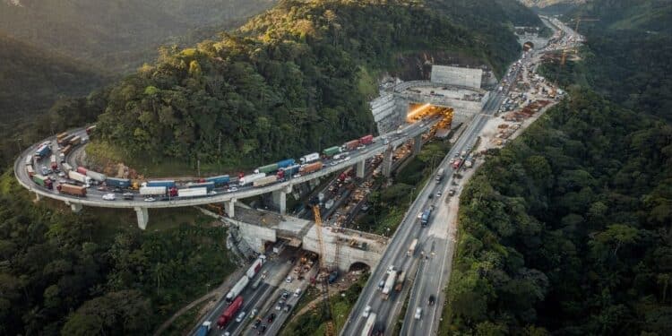 Novo túnel de mais de 6 km na Serra do Mar deve ligar interior paulista ao litoral até 2027