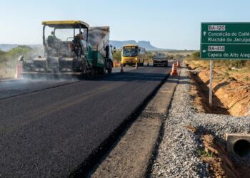 A Bahia terá mais de 175 km de novas rodovias em 2026 com investimento de R$ 175 milhões