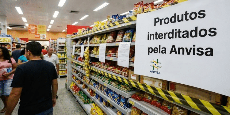 Decisão da Anvisa leva à retirada imediata de cafés do comércio