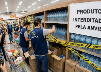 Anvisa emite alerta após remover lotes de produtos irregulares
