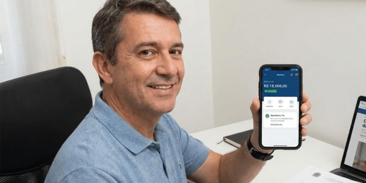 Justiça determina devolução de R$ 18 mil a homem vítima de golpe do Pix após análise de falhas na transação
