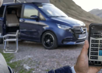 Van camper equipada com cozinha completa acomoda até quatro pessoas e conquista quem quer viajar com conforto de casa