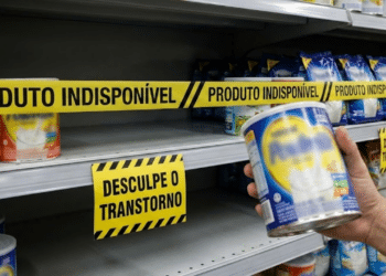 Anvisa retira lotes de leite em pó de marca famosa dos mercados brasileiros
