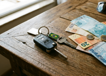 Motoristas que informaram CPF na nota podem zerar o valor do IPVA