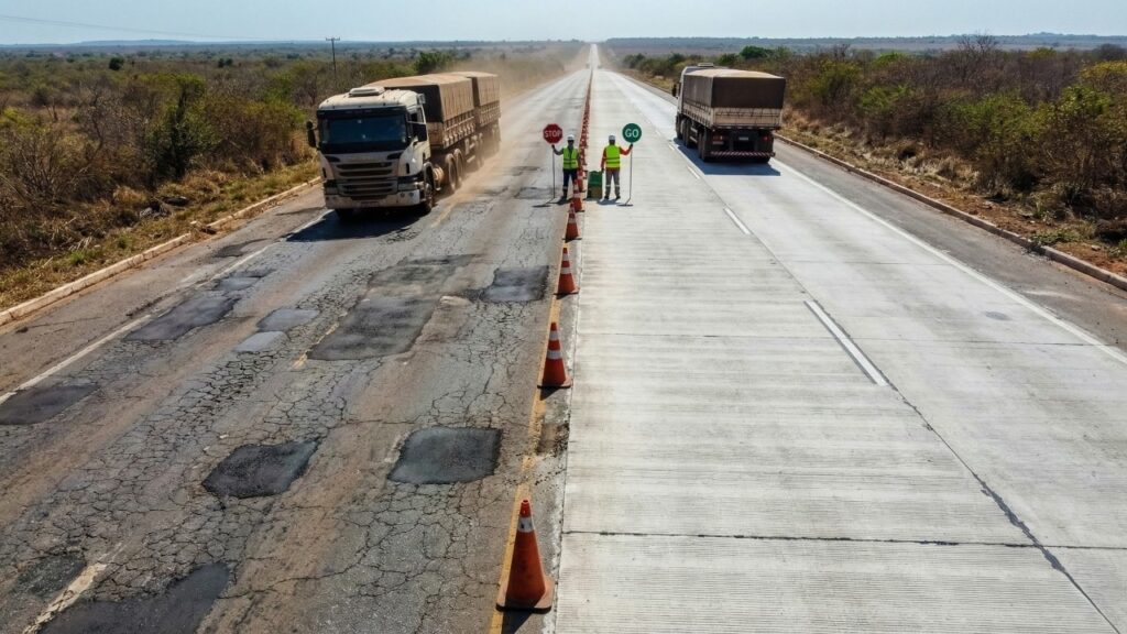 Obra na BR-135 aplica concreto em 74 km com investimentos de R$ 382 milhões para escoar carga
