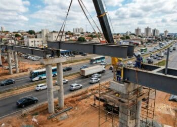 Goiás investe R$ 30 milhões em passarelas para pedestres em rodovias estaduais