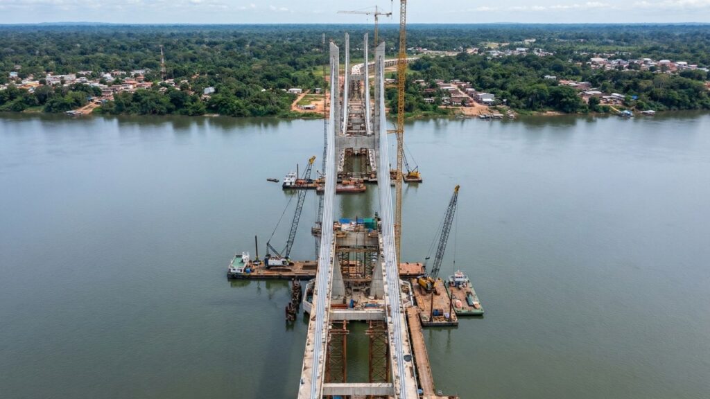 Ponte de R$ 421 milhões entre Brasil e Bolívia promete reconfigurar a logística amazônica, impulsiona agronegócio e mobilidade local