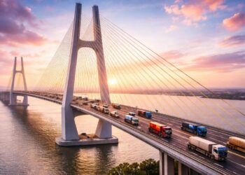 Maior ponte estaiada do mundo é inaugurada com investimento de R$ 20,7 bilhões, com 10,3 km e capacidade para 110 caminhões ao mesmo tempo