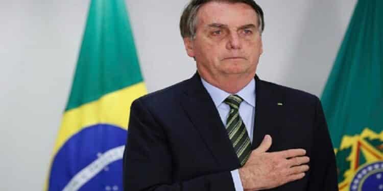Defesa de Bolsonaro reforça pedido de prisão domiciliar e cita risco de morte