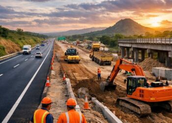 Obras de duplicação de 24 km da BR-222 entram em fase de conclusão com investimento de R$ 283 milhões para ampliar a capacidade de tráfego e aumentar a segurança da rodovia do Ceará