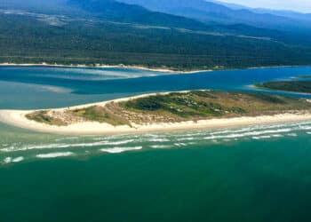 Nova ilha surge no litoral de São Paulo e pode transformar totalmente a paisagem da região