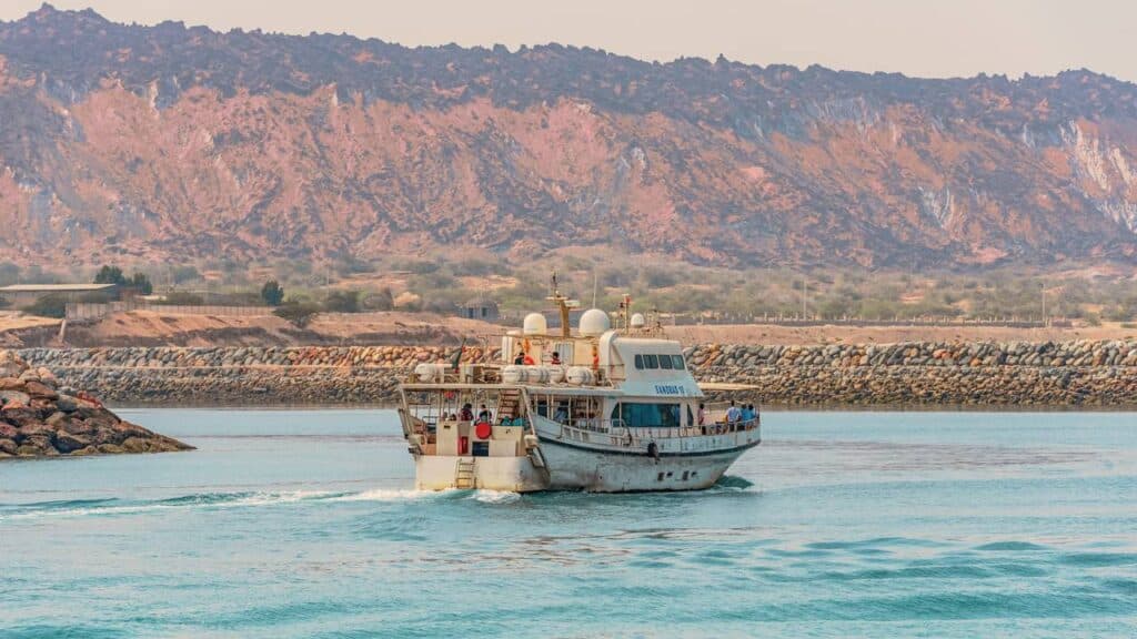 Tailândia aposta em megaplano de ponte terrestre de R$ 154,7 bilhões para driblar crise de Ormuz e atrair Singapura, um dos principais centros financeiros e logísticos da Ásia