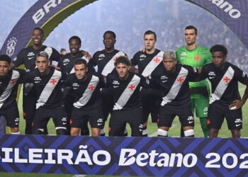 Vasco recebe comunicado inesperado e estrela comunica desejo em sair do clube