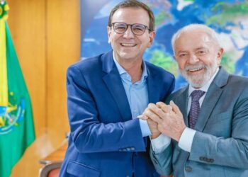 Indicação da família Bolsonaro para governo do Rio assusta grupos de Eduardo Paes e Lula