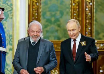 Brasil e Rússia anunciam "compromisso com a paz" em novo acordo internacional