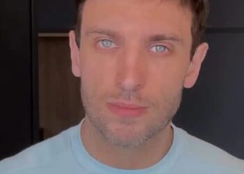 Tribunal absolve Léo Lins e suspende pena de 8 anos de prisão em julgamento