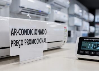 Comunicado acende alerta para quem usa ar-condicionado e ventilador durante o calor intenso no Brasil