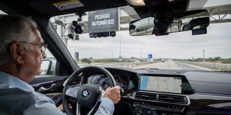 Mais de 32 milhões de motoristas podem ser beneficiados por nova lei sobre pedágio gratuito