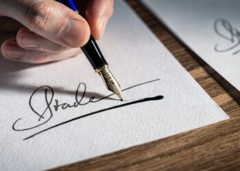 O hábito de sublinhar o próprio nome pode revelar traços curiosos da sua personalidade, segundo a psicologia