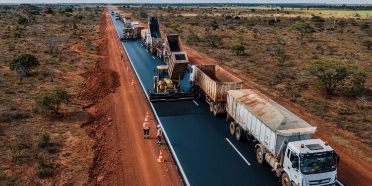BR-235 no Piauí recebe investimento previsto de R$ 375 milhões para 60 quilômetros de pavimentação