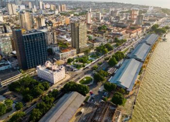 A "Metrópole da Amazônia" supera capitais famosas e abriga a maior feira a céu aberto da América Latina
