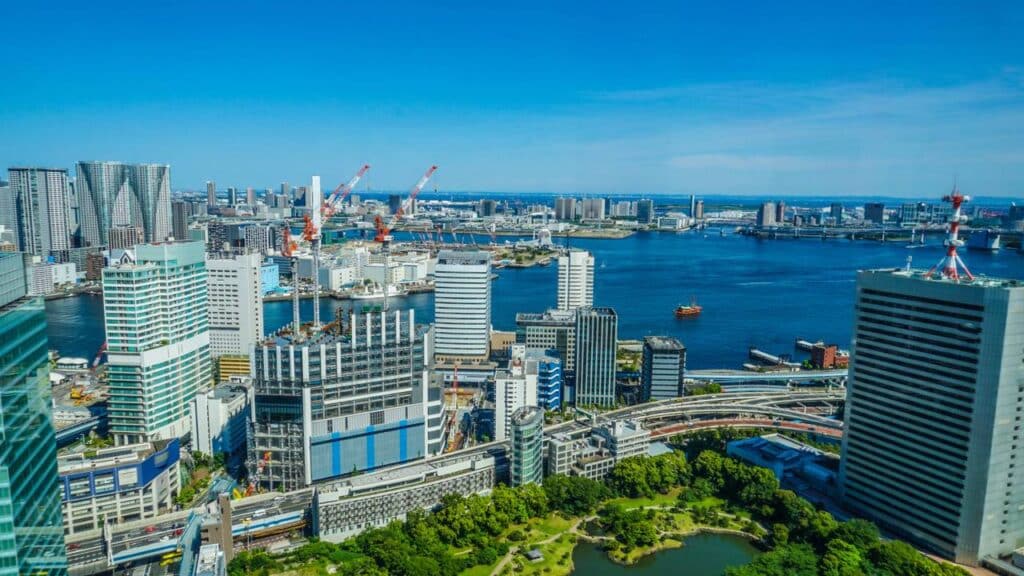 Jardim Kyu Shiba Rikyu e a paisagem urbana de Tóquio