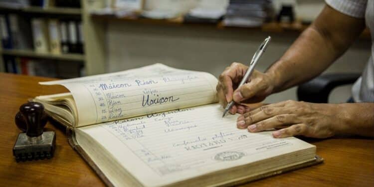 A mistura de nomes dos pais e sufixos dos EUA definiu uma geração de registros civis de criatividade sem limites