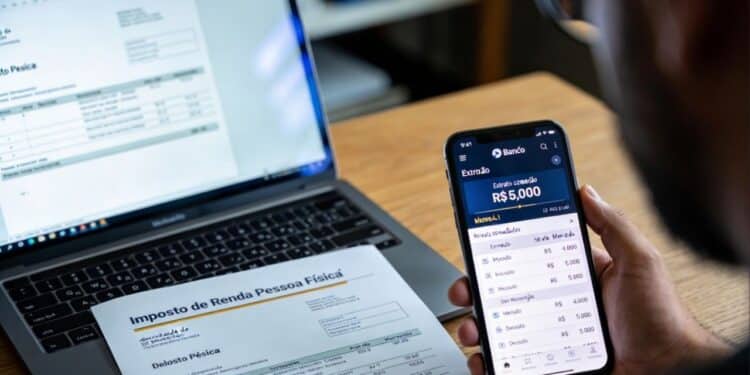 Receita Federal emite alerta sobre Pix acima de R$ 5 mil e orienta sobre declaração em 2026