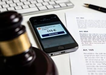 Justiça condena homem a pagar multa de R$ 6 mil por não devolver transferência de R$ 650 enviada por engano