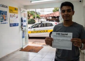 Nova lei muda a realidade de milhões de brasileiros sem CNH e amplia o acesso a benefícios