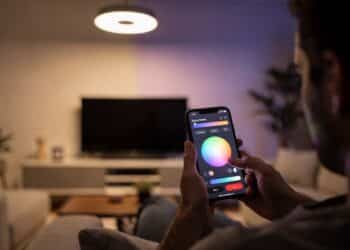 Quem usa esse tipo de lâmpada costuma gastar menos, dormir melhor e mudar tudo no ambiente