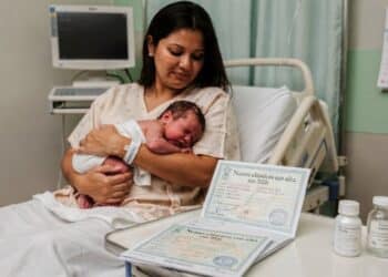 Nomes vintage de meninas dominam cartórios e opções como Aurora e Cecília lideram ranking de elegância no Brasil