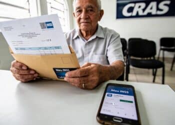 Idosos nessa regra de ouro pode receber um salário mínimo mensal em 2026