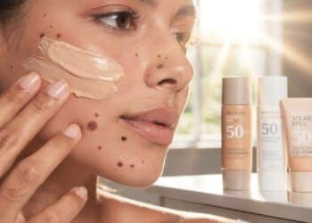 Top 5 protetores com cor que controlam oleosidade e ajudam a disfarçar manchas