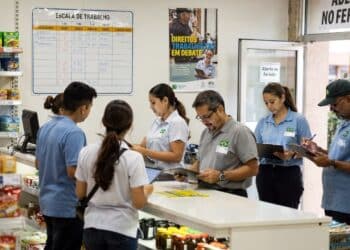 Trabalho em domingos e feriados passa a seguir nova regra em 2026 e muda rotina de milhões de brasileiros