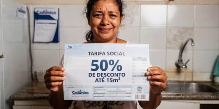 Lei em vigor garante 50% de desconto na conta de água para inscritos no CadÚnico que ainda não solicitaram
