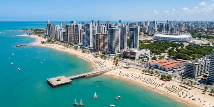 A “Terra da Luz”, no Nordeste, encanta com praias paradisíacas e abriga o ponto brasileiro mais próximo da Europa