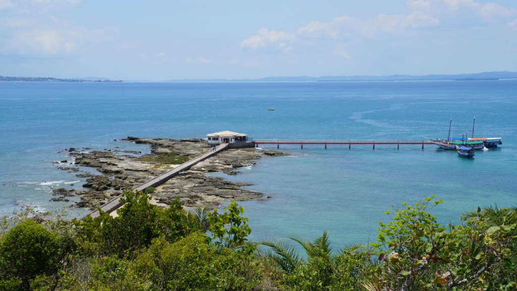 Praia do Nordeste vence ranking global com águas cristalinas e preservação, se tornando o destino mais disputado para 2026