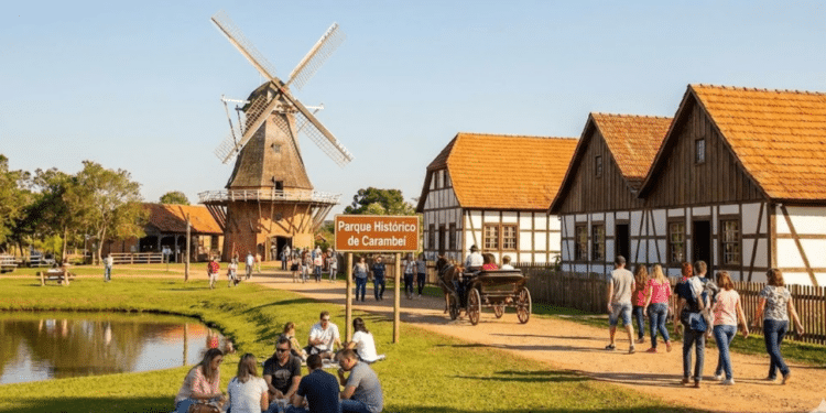 Fundada em 1911, a “Holanda brasileira” surpreende com paisagens floridas, arquitetura europeia e ótima gastronomia